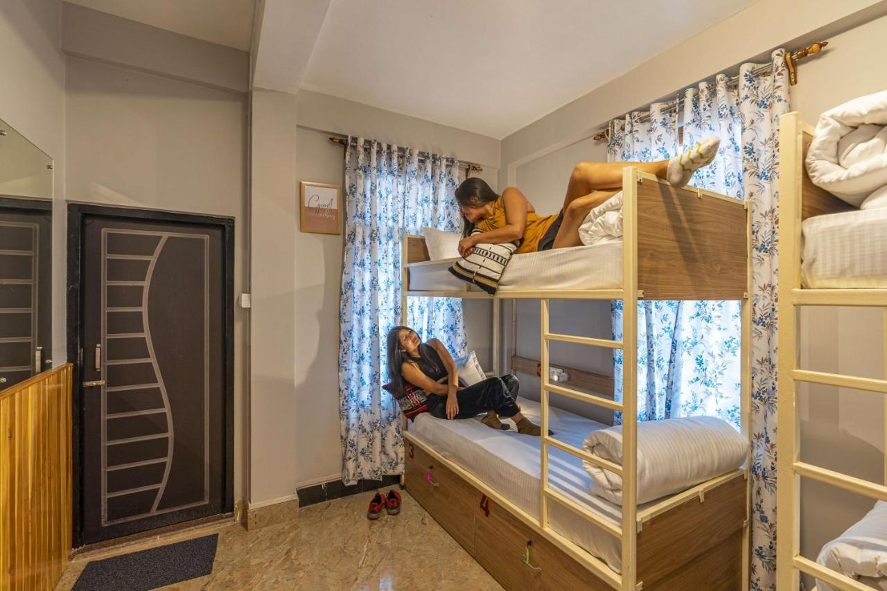 Zostel Shillong Hostel Bagian luar foto