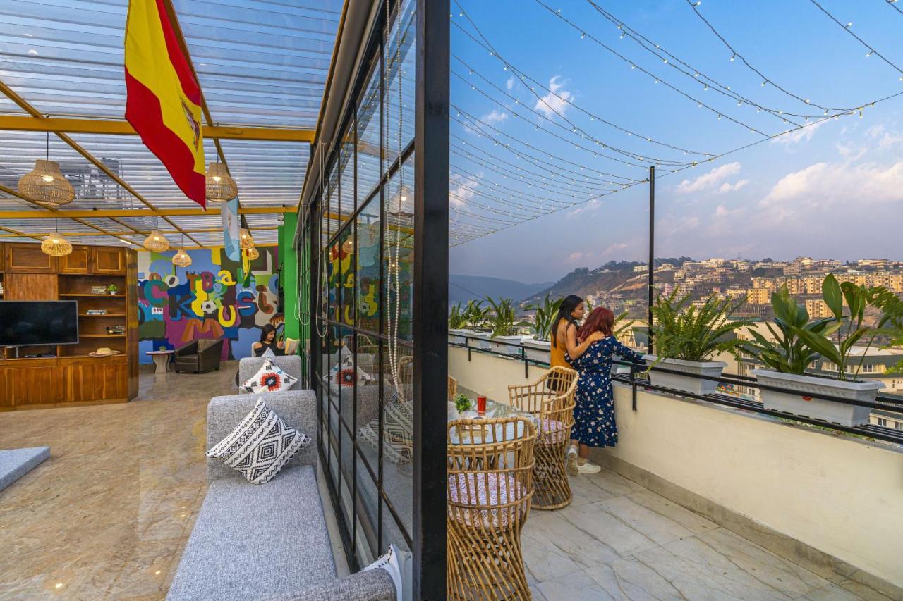 Zostel Shillong Hostel Bagian luar foto